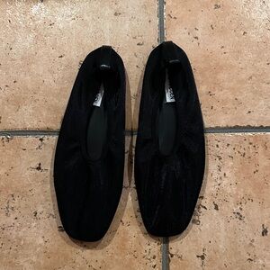 Steve Madden Women’s black flats